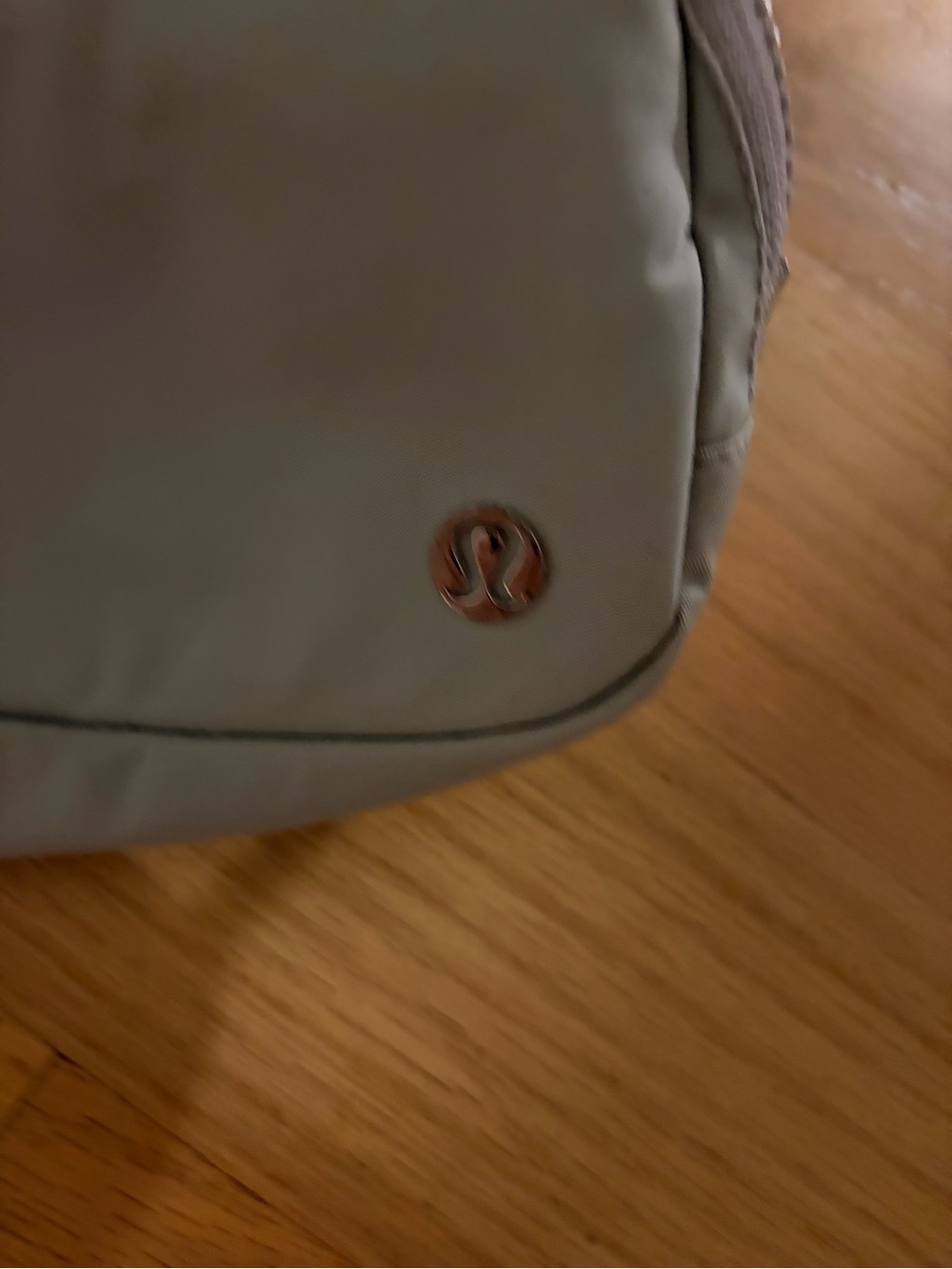 Lululemon Everywhere Belt Bag - Picture 3 of 6